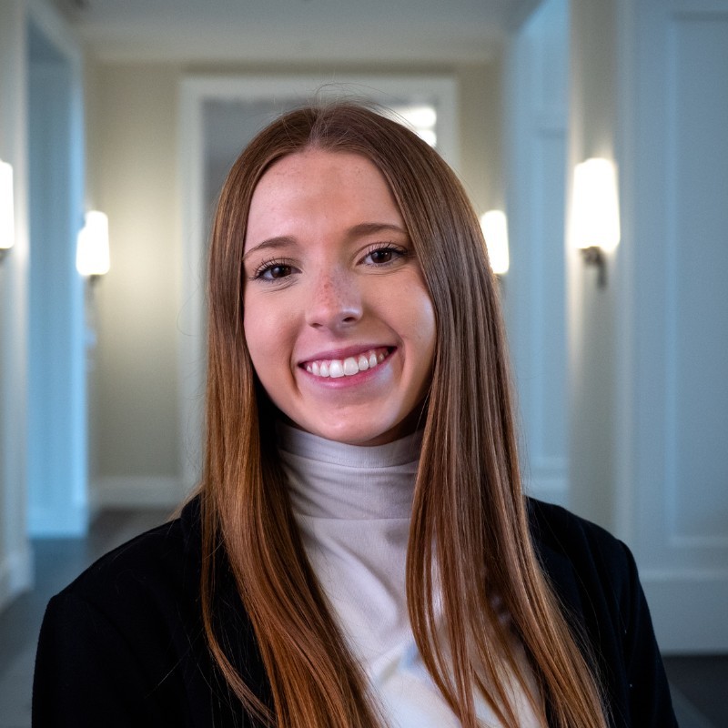 Headshot of Christina Littleton
